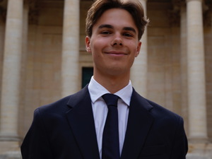 Etudiant en 4e année de chirurgie dentaire je suis à la recherche d'un emploi le samedi