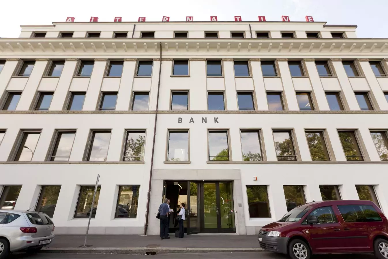 Le bilan de la banque a atteint 1,65 milliard de francs, avec des crédits en hausse de 13,5% à 1,21 milliard grâce notamment au "financement de grands projets de construction par des coopératives d'habitation d'utilité publique en Suisse romande".