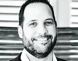Vincent Antonioli. Le client attend vivre une expérience gustative unique. 