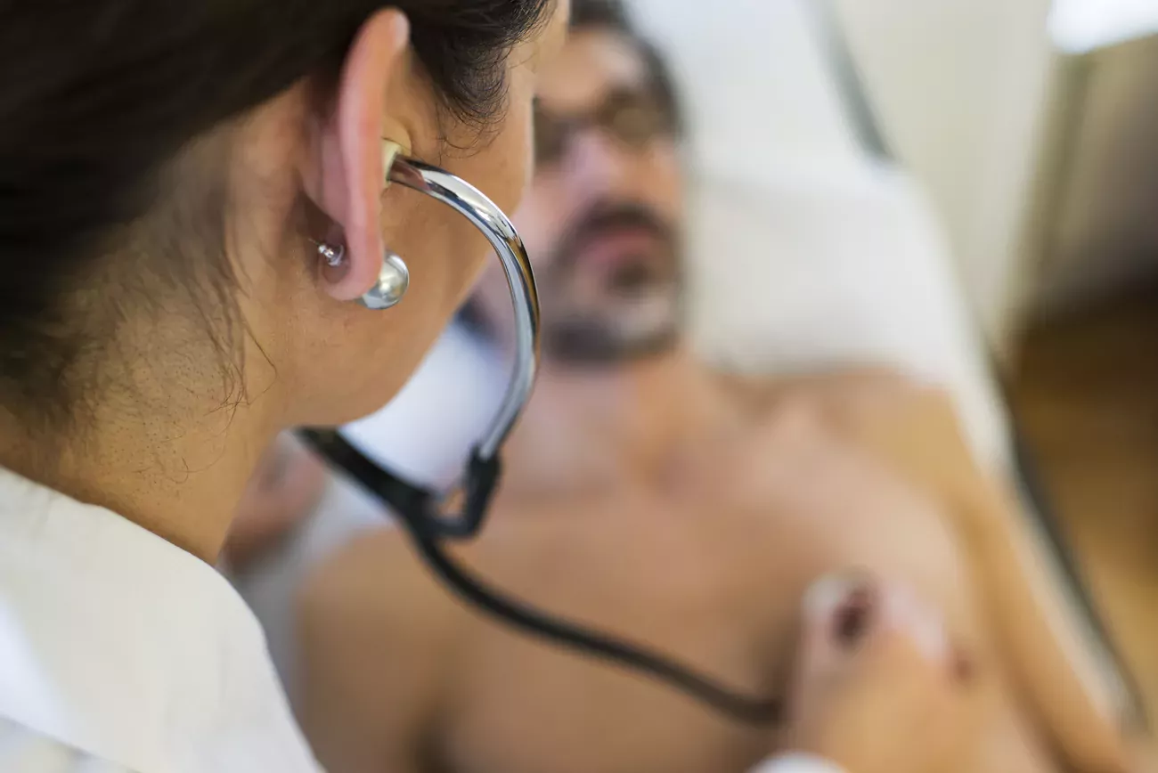 Les prestations des médecins de famille et des généralistes sont insuffisamment rémunérées, selon Regula Rytz. (Keystone)