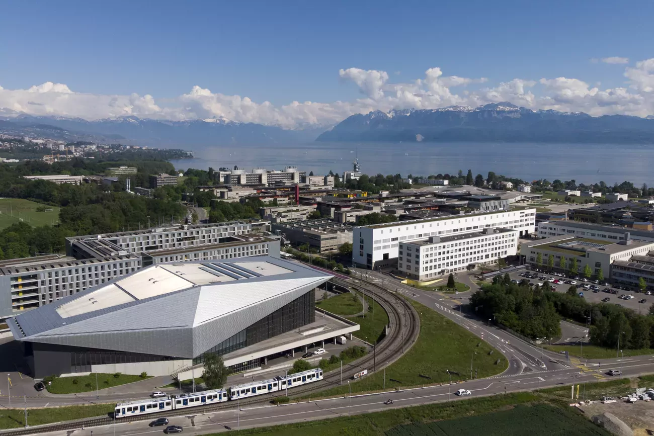 L'EPFZ et de l'EPFL sont les principales universités d'Europe continentale, selon Quacquarelli Symonds. (Keystone)