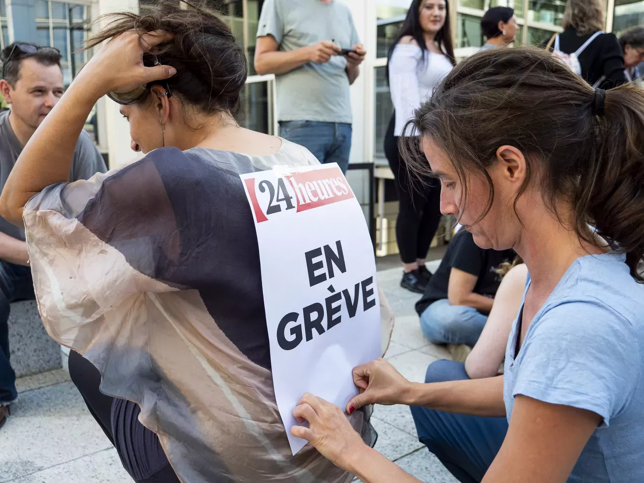 La grève des journalistes a débuté mardi à 16 heures. (keystone)