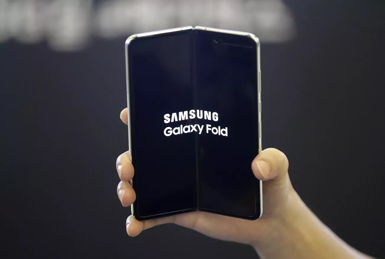 Dans les téléphones, Samsung profite des déboires de son rival chinois Huawei.(Keystone)