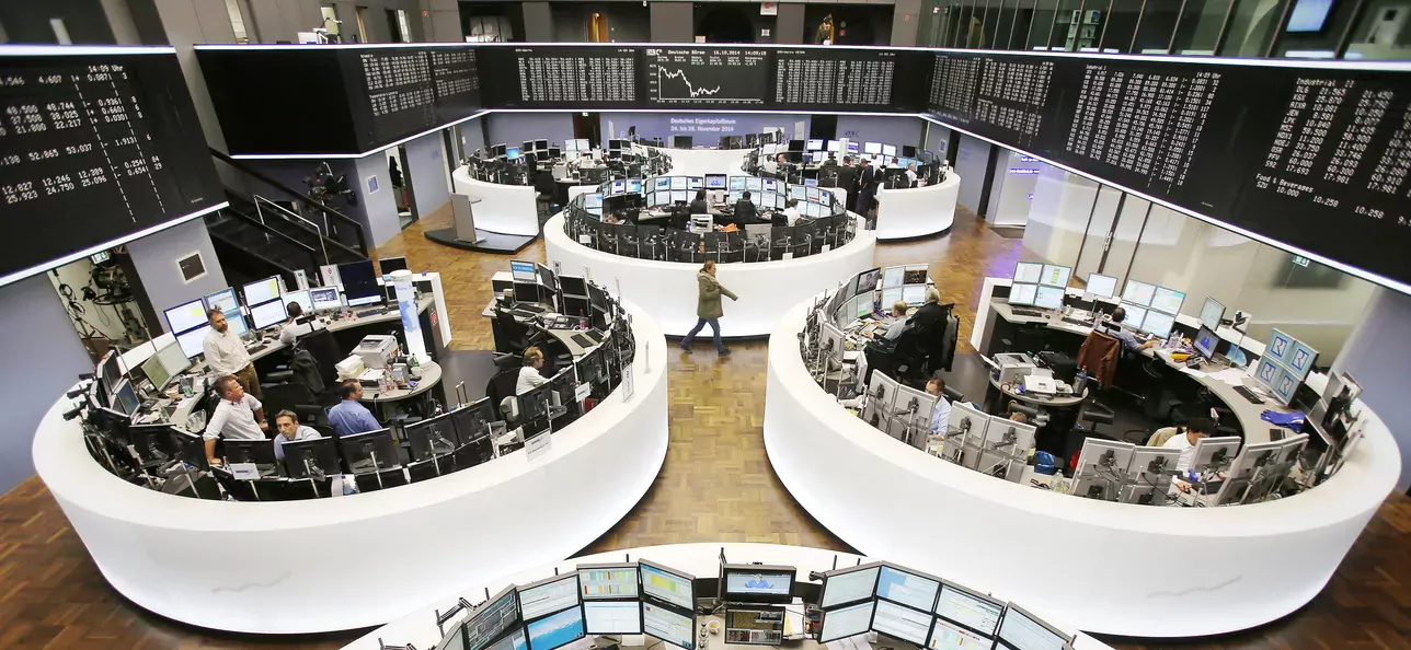 Les Bourses européennes (ici celle de Francfort) ont ouvert dans des directions éparses.