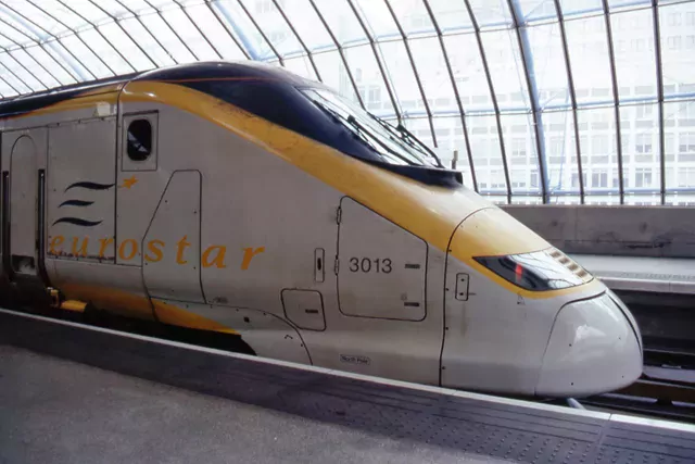 La Commission européenne a jugé qu'Alstom et Siemens auraient ensemble une position trop dominante en Europe dans la signalisation ferroviaire et les trains à grande vitesse. (Keystone)