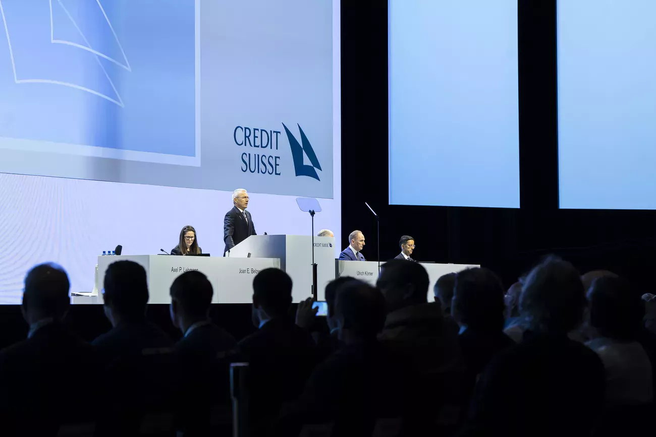 La reprise de Credit Suisse par sa rivale UBS, décidée par le Conseil fédéral le 19 mars, est «la seule voie praticable», a assuré le directeur général du numéro deux bancaire helvétique Ulrich Körner. 