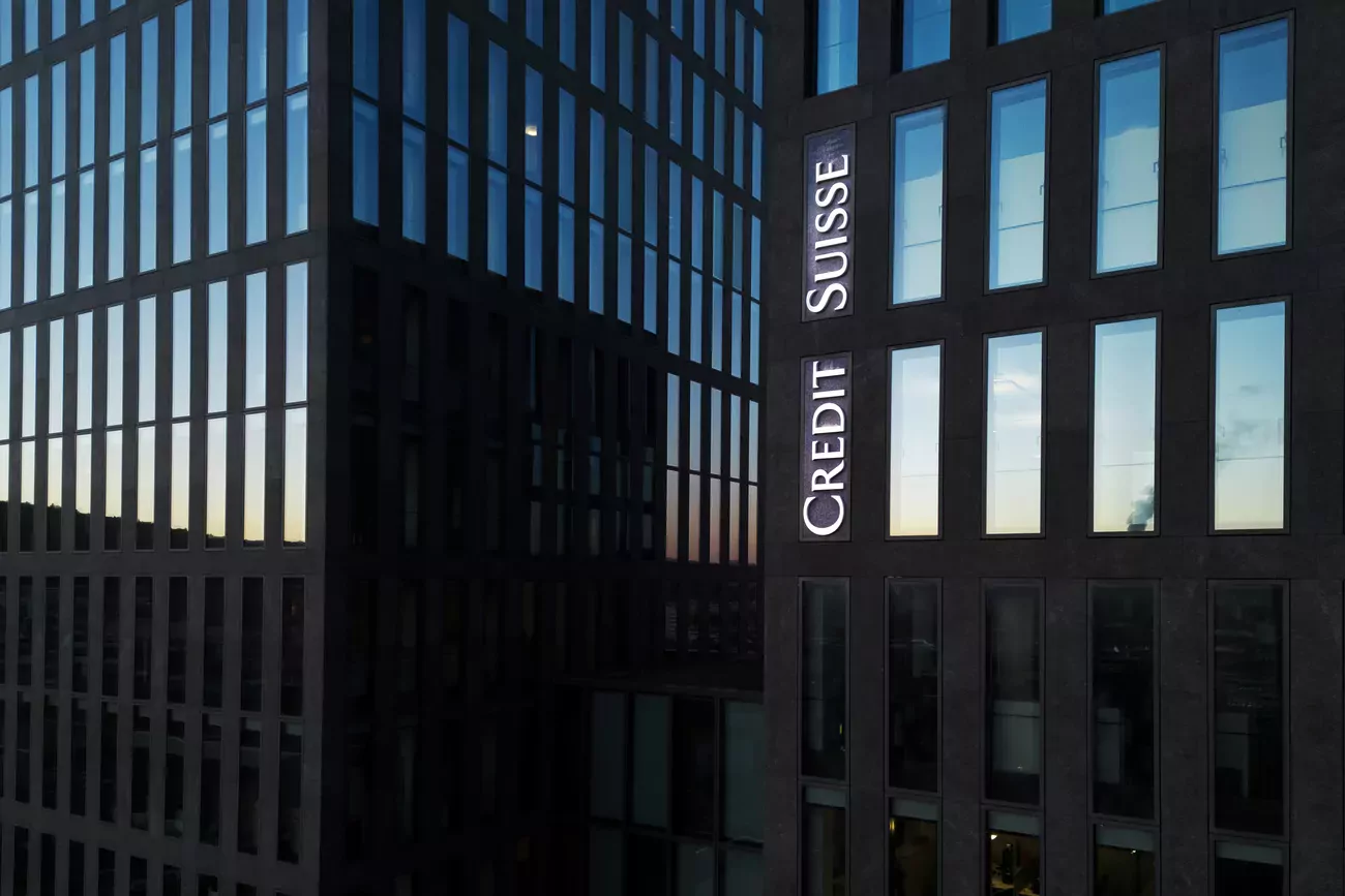 Credit Suisse a jusqu'au 28 février prochain pour élaborer un projet de plan pour renforcer la surveillance de sa planification et de ses processus de règlement aux Etats-Unis.