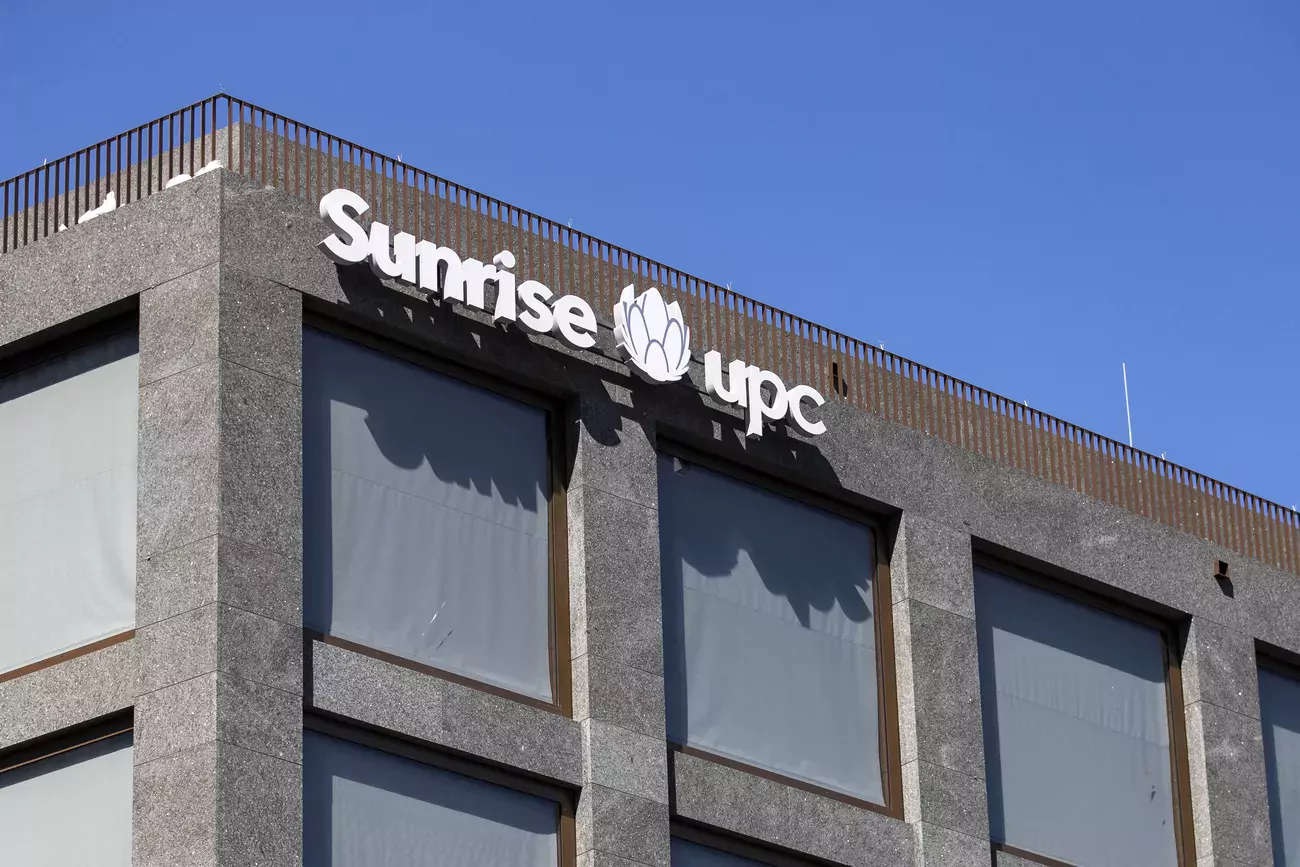 La hausse des salaires reflète également «le travail important (des) employés pendant la pandémie de coronavirus dans un contexte commercial difficile», indique l'opérateur zurichois dans un communiqué.