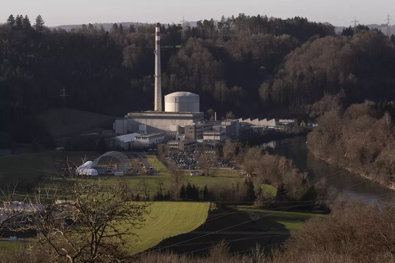 Après 47 années de service, la centrale nucléaire de Mühleberg sera définitivement arrêtée le 20 décembre. (Keystone)