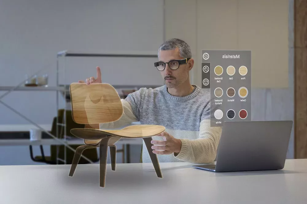 Après les lunettes de réalité virtuelle, Creal prévoit en 2020 d’utiliser sa technologie pour des lunettes de réalité augmentée, et en 2021 de développer des lunettes intelligentes.