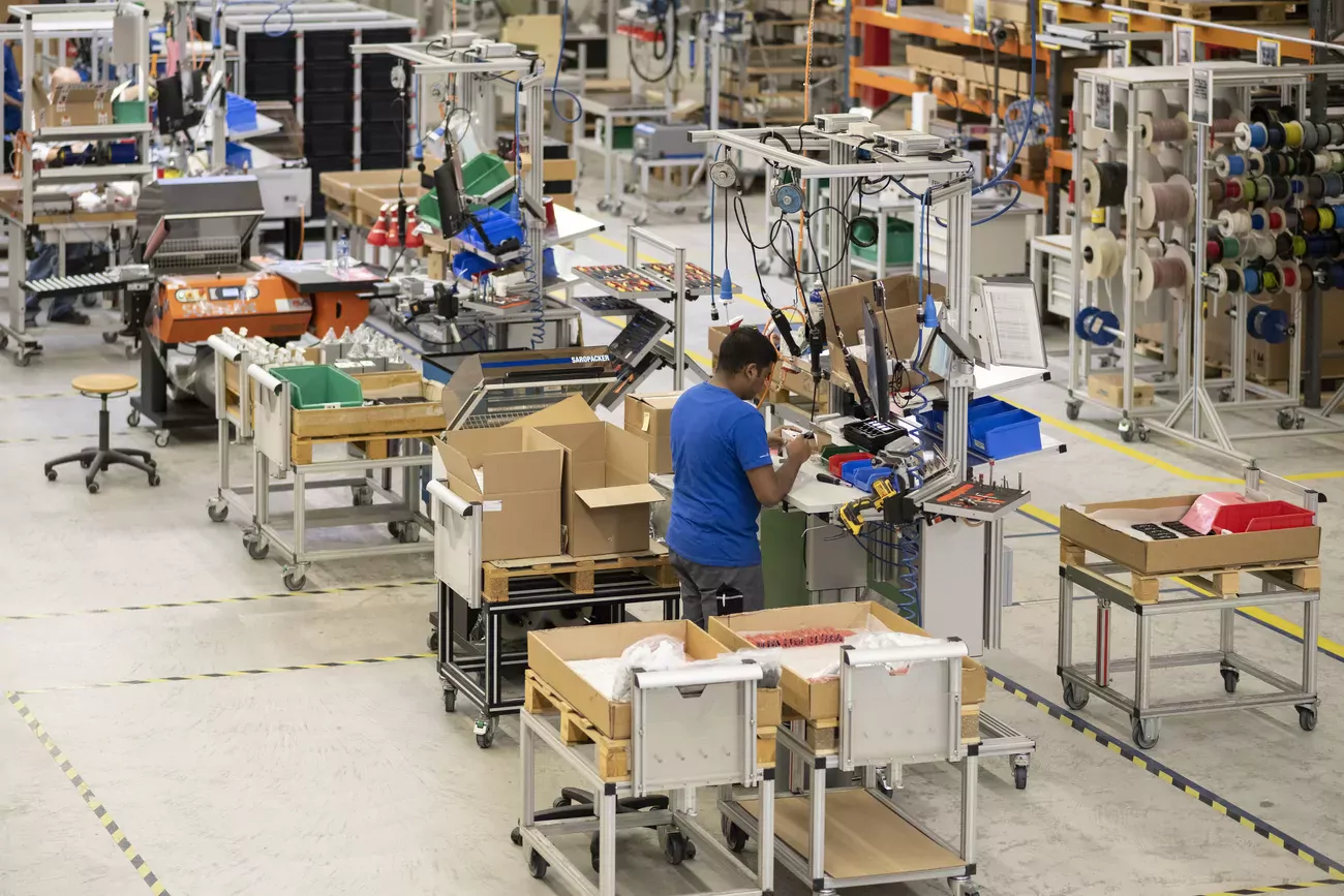 Le nouveau site emploie environ 1100 personnes et a une capacité de production annuelle de 20 millions de pièces.