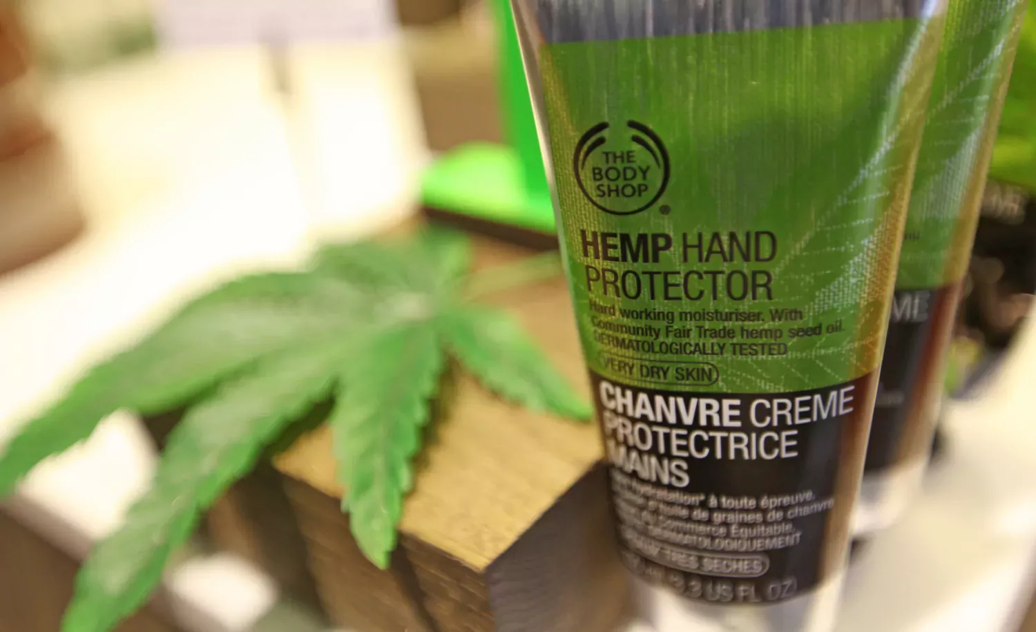 L'Oréal, qui détient The Body Shop, a annoncé qu le groupe brésilien Natura Cosméticos a soumis une offre en vue de créer un géant mondial de la cosmétique verte.