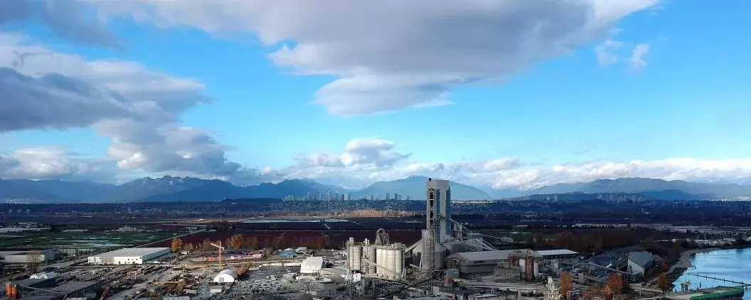 LafargeHolcim a lancé des projets de captage de CO2 à Florence dans le Colorado et à Richmond au Canada avec Svante et Total.  