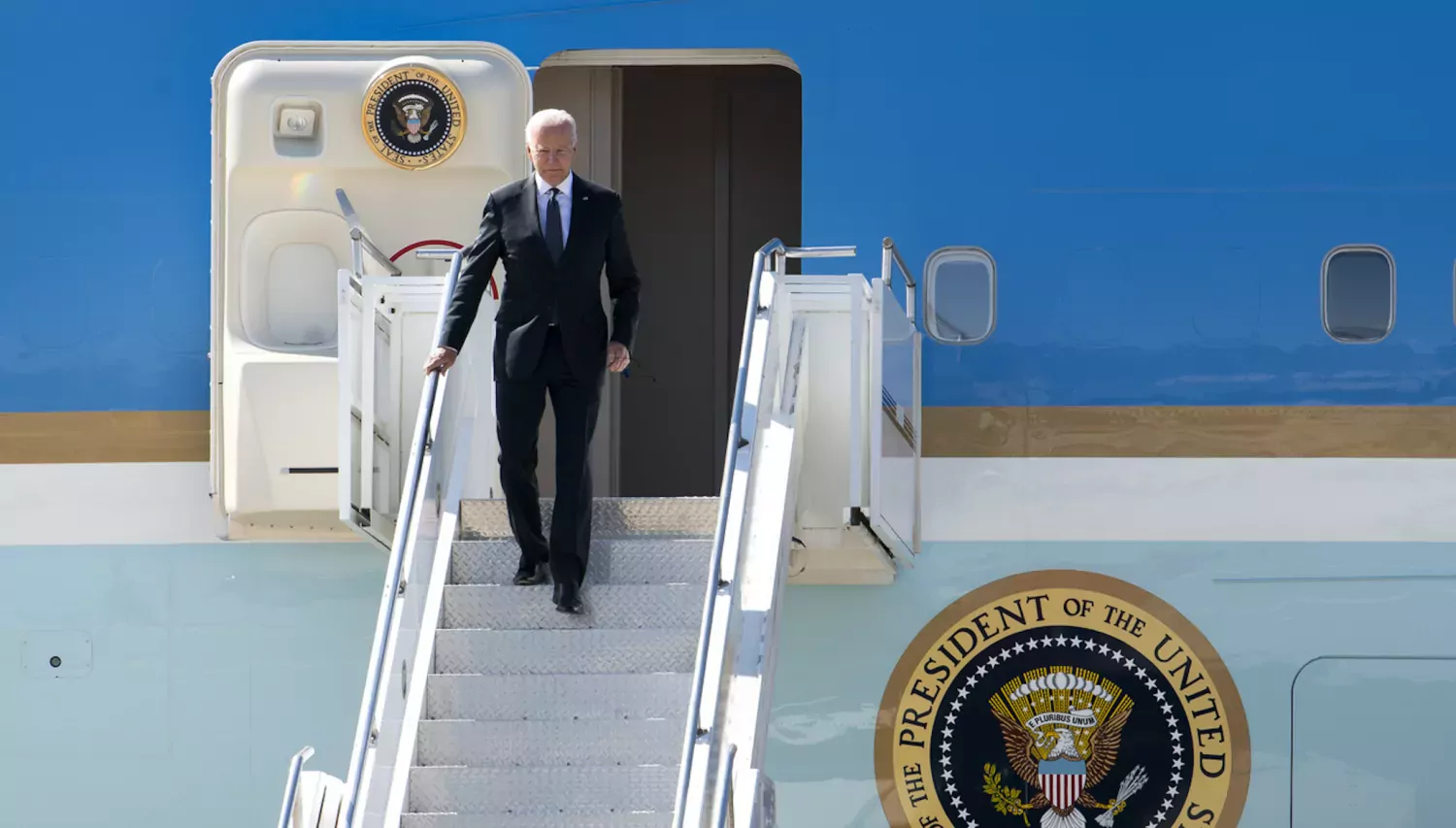 Le président américain Joe Biden à son arrivée à Genève Aéroport.