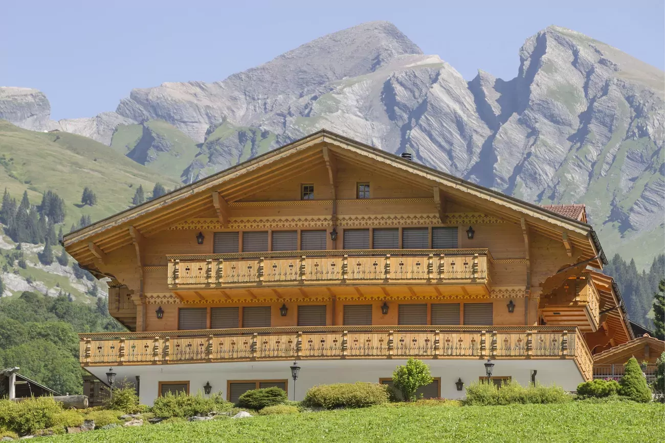En moyenne, une maison de 160 m2 coûte 1,13 millions en Suisse.