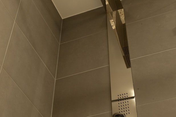 colonne extra fine-amenagement-appartement-Joinville-le-Pont