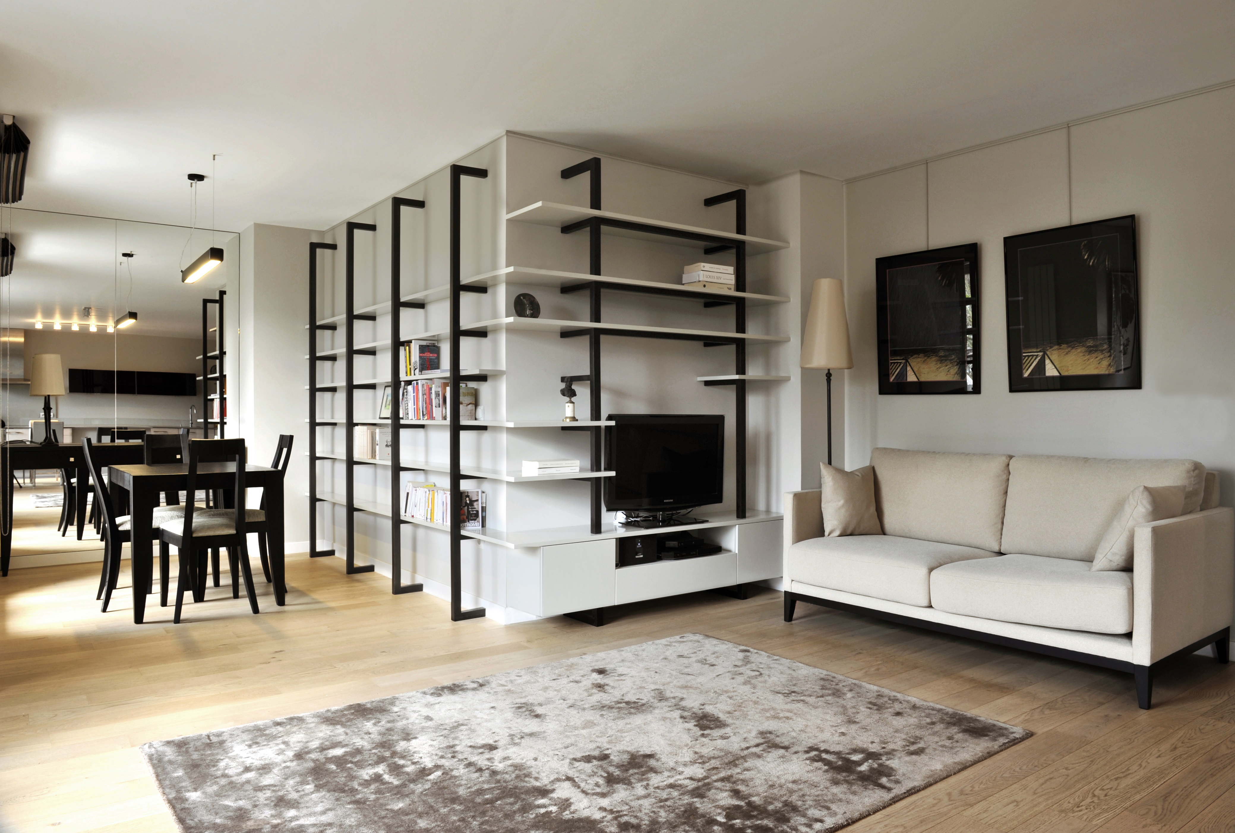 Salon chaleureux – rénovation d'appartement Var