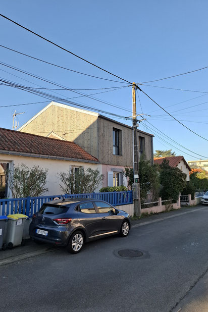 Vue lointaine-surelevation-maison-Rezé