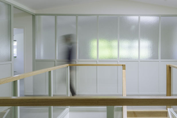 Vue de la verrière en bois-amenagement-bureaux-Bonchamp-lès-Laval