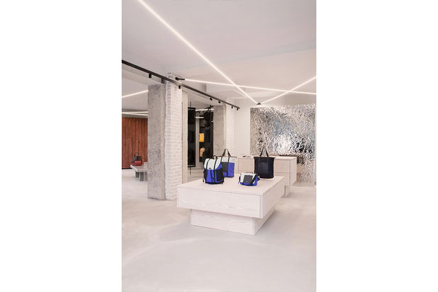 Intérieur-amenagement-boutique_local-Paris