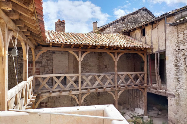 Galerie exterieure-renovation-maison-Issigeac