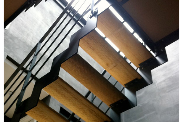 Escalier intérieur métal-construction-maison-Garches