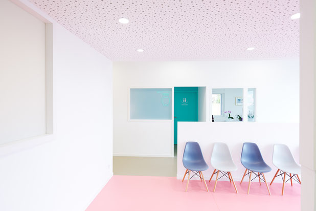 vue intérieure - salle d'attente-rehabilitation-equipement-Hillion
