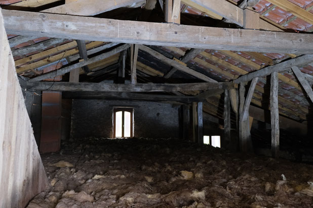 Combles perdues - état existant-renovation-maison-Belus