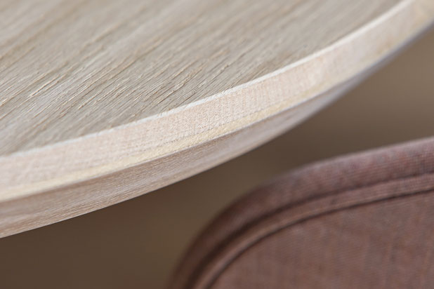Détail table-renovation-bureaux-Paris