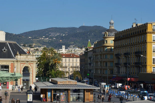Parvis de la gare de Nice-amenagement-boutique_local-Nice