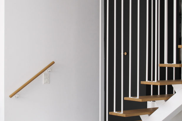 Escalier bois et blanc avec rangement-renovation-maison-Rezé