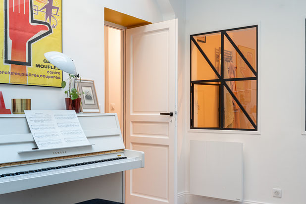 Chambre piano-rehabilitation-maison-Paris