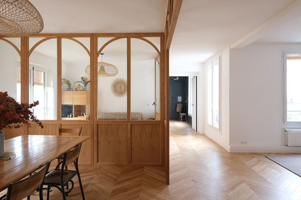 Vue dépuis la salle a manger sur l'entrée-renovation-appartement-Paris