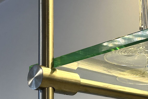 Détail étagère-renovation-cafe_restaurant-Paris