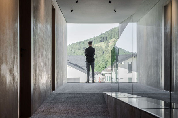 Circulation-construction-hotel-Le Chenit