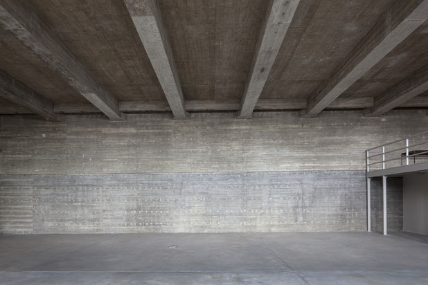 Vue intérieure, rénovation du béton-rehabilitation-atelier_loft-Berlin