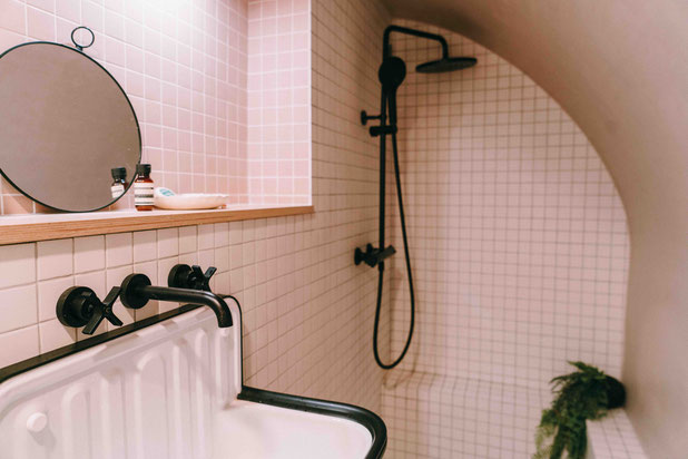 Une cave transformé en salle d'eau-renovation-maison-Paris