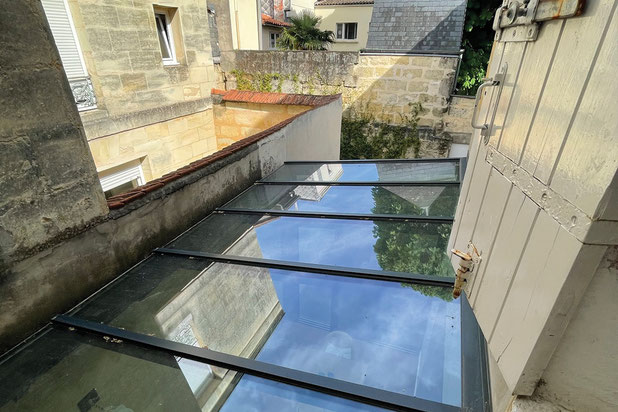 Détail de l'extension en verre-agrandissement_extension-maison-Bordeaux