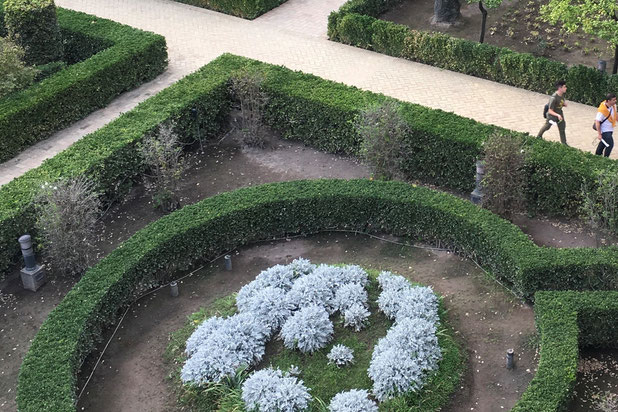 Zoom jardin à la française-amenagement-espaces_exts-Carneville