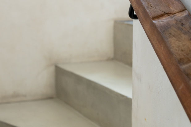 Détail escalier-renovation-cafe_restaurant-Paris