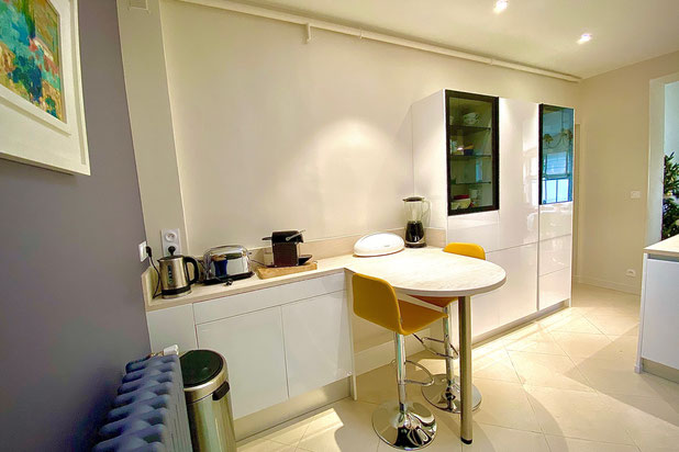 Une cuisine pleine de Lumière-renovation-maison-La Rochelle