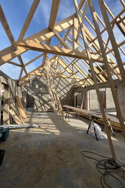 Charpente en construction-construction-extension-Plouharnel