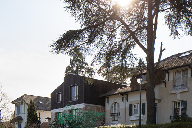vue depuis la rue-surelevation-maison-Vaucresson