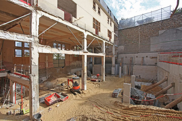 Immeuble principal pendant travaux-rehabilitation-hotel-Paris