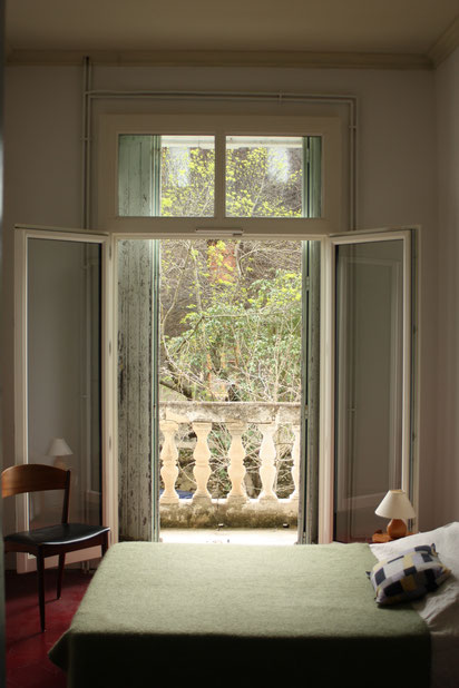 Chambre sur cours-rehabilitation-maison-Aniane