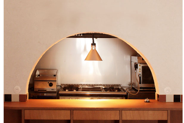 Vue vers la cuisine-renovation-cafe_restaurant-Allauch