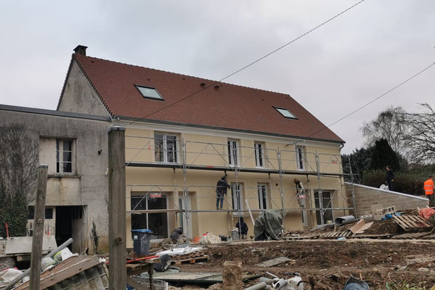 Façade en cours de réfection-agrandissement_extension-maison-Quincy-Voisins
