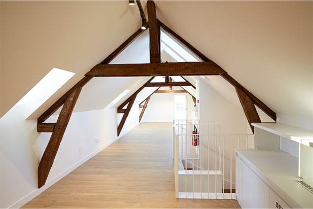 combles entièrement réaménagés et nouvelles verrières-rehabilitation-maison-Beaune