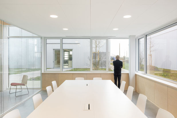 salle de reunion-construction-bureaux-Donges