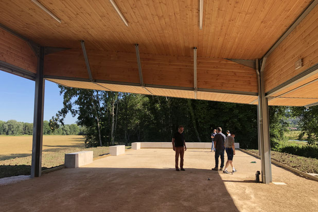 HALLE POLYVALENTE-construction-equipement-Chassignelles